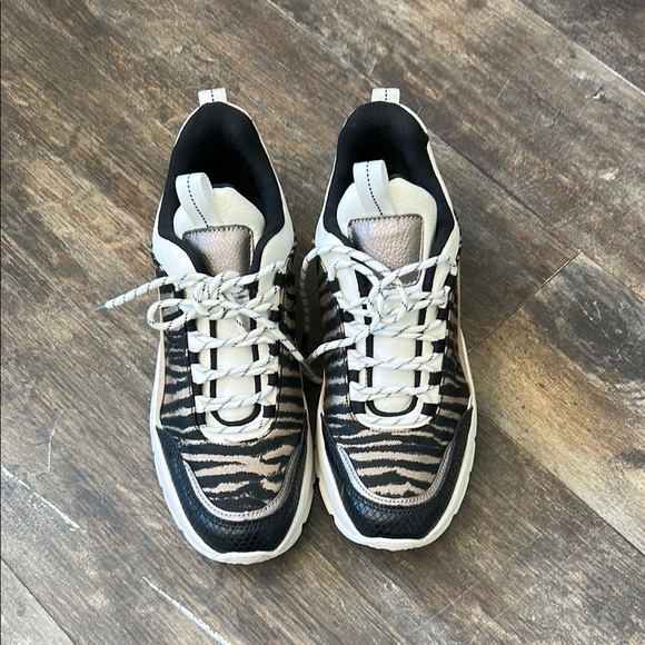 H&M Zebra Print Sneakers with White Accents - Picture 1 of 8